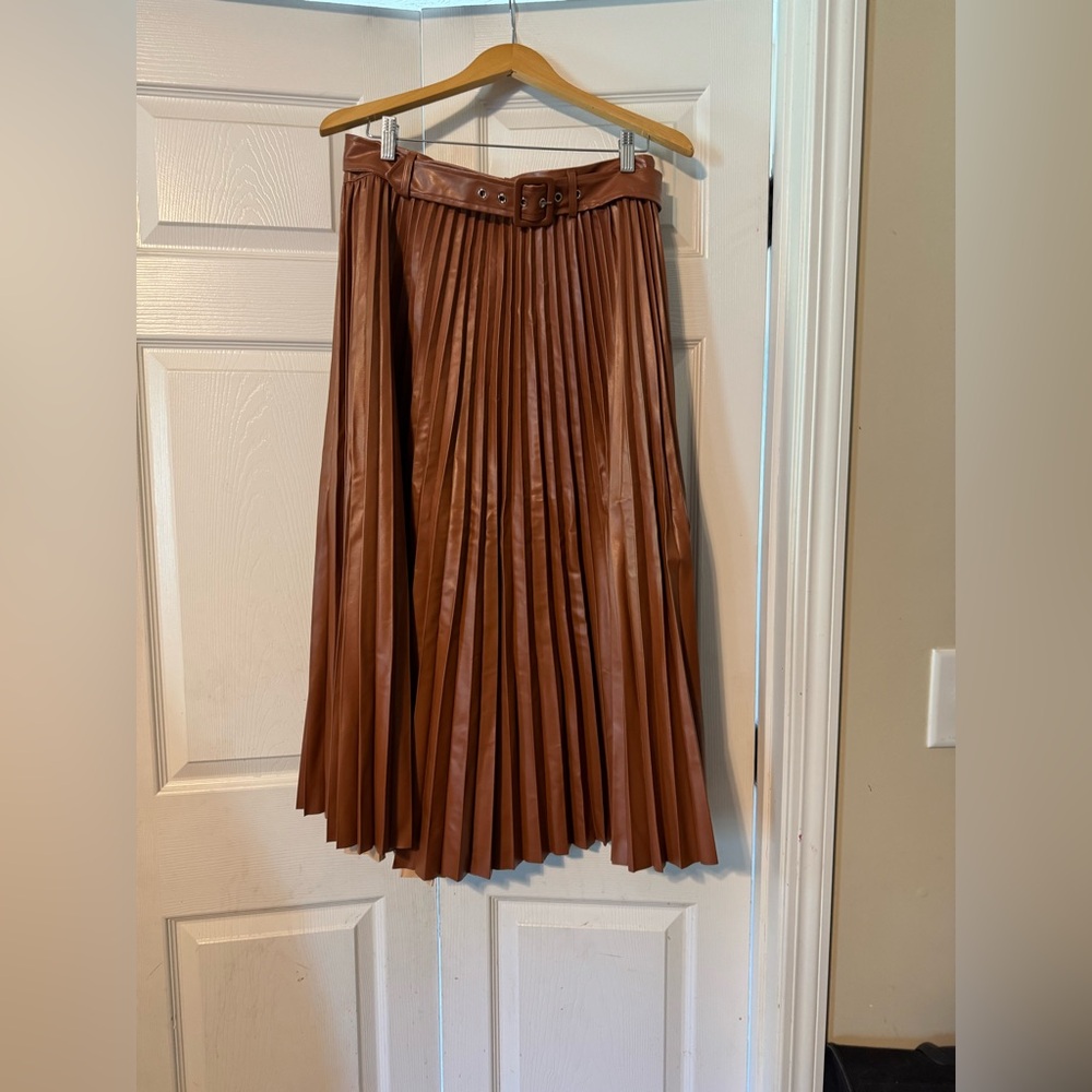 Elegant Faux Leather Brown Pleated Skirt
